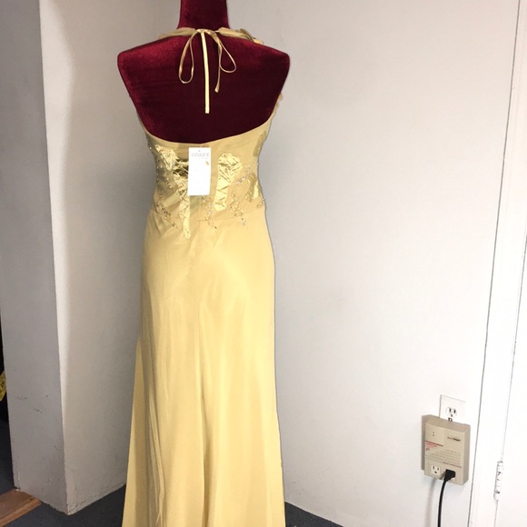 Dress - Picture 4 of 5